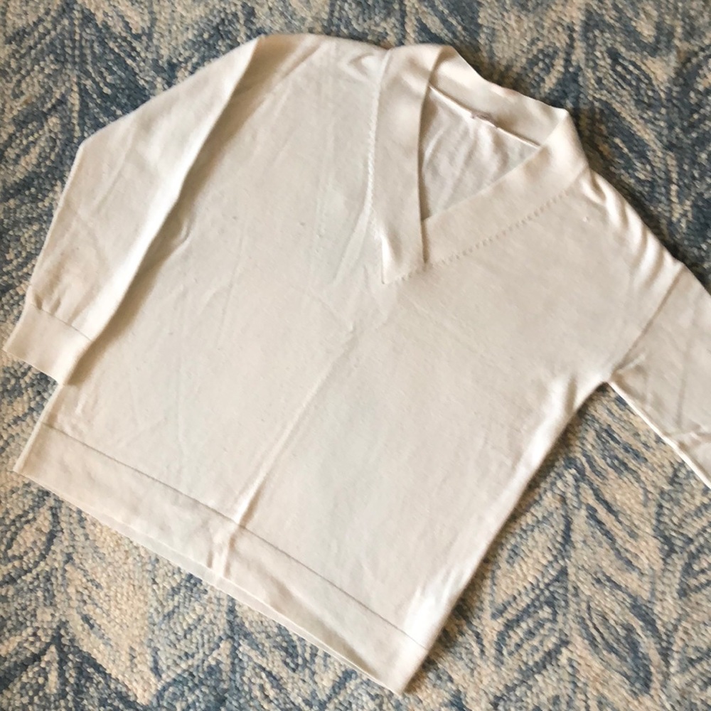 Gap Soft Ivory V-neck Sweater